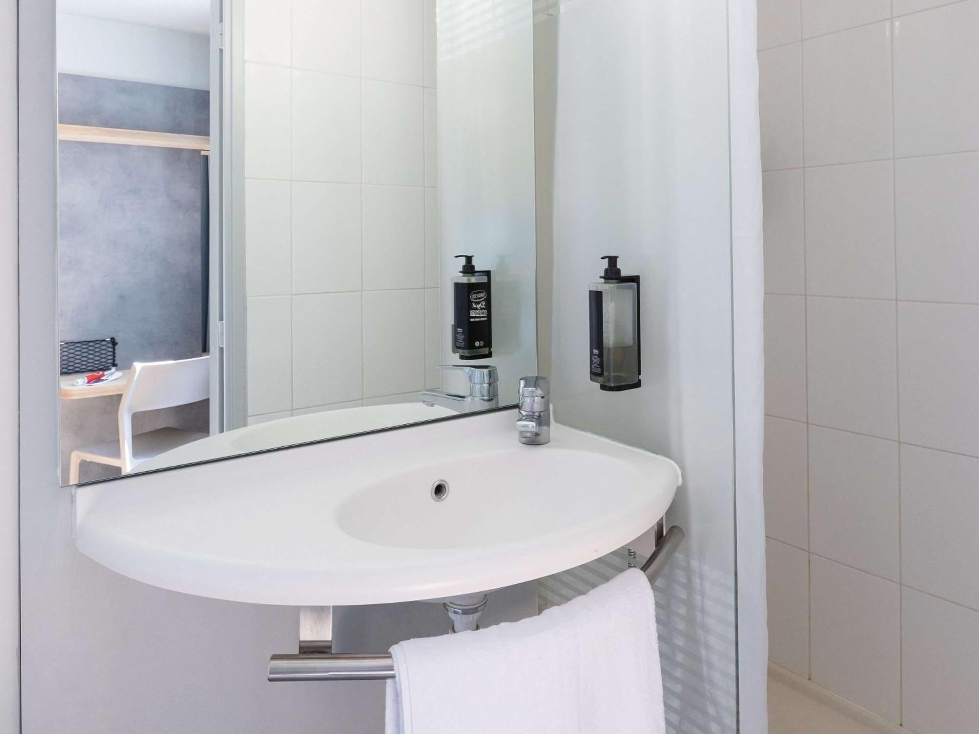 Ibis Budget Angouleme Centre Dış mekan fotoğraf